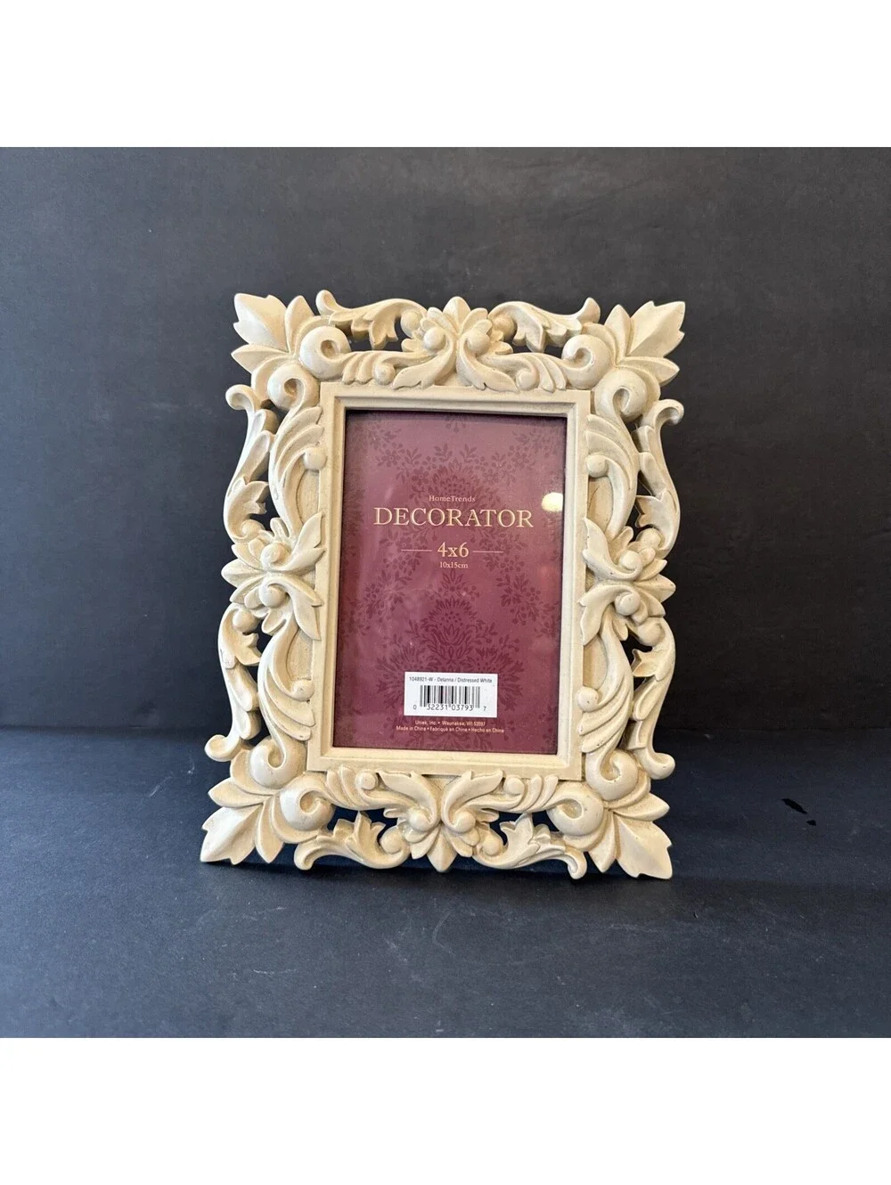 Home Trends Decorator 4×6 Inch Ornate Modern Heritage Off White 9” H By 7.5” W